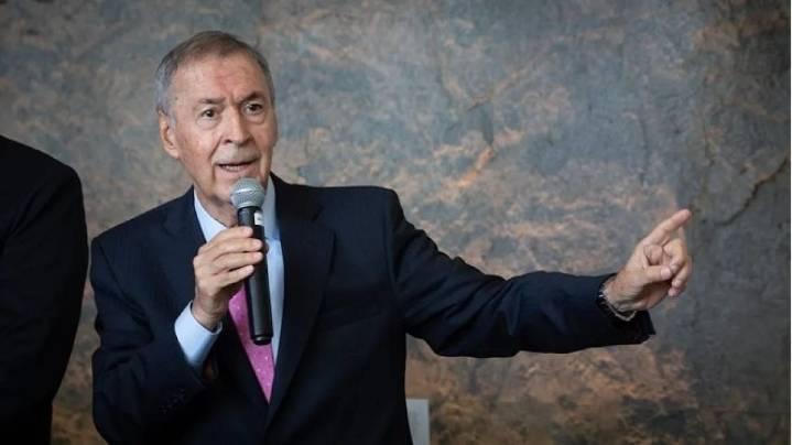 Schiaretti viaja a España para desarrollar "una agenda institucional"