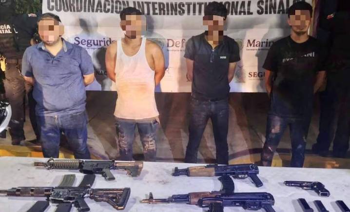 Jóvenes en moto, fusiles y chalecos tácticos: así cayó una célula en Navolato