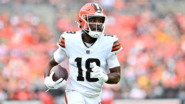 Cleveland Browns WR David Bell retires at 24 after mystery off