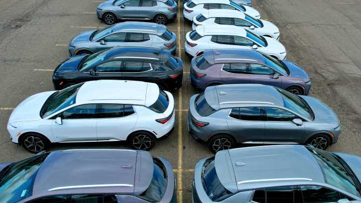 EV tax credit is over, but EV lease deals and discounts remain