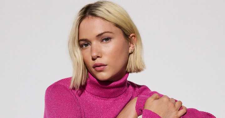 Next's £20 knitted wool jumper in 9 colours 'washes well' and 'looks smart on'
