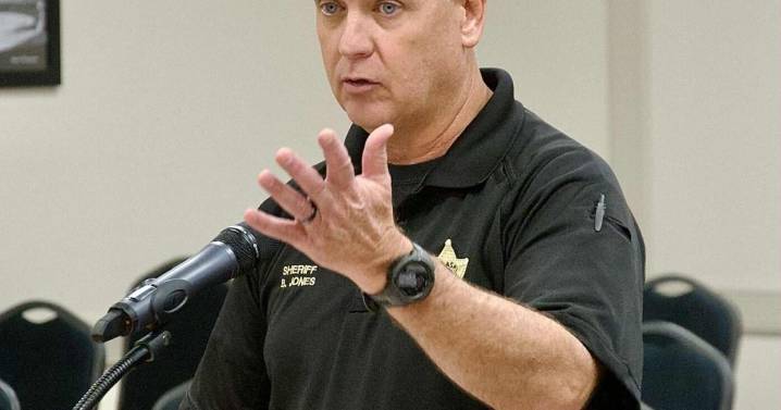 'The Calvary is not Coming': Sheriff Bobby Jones, county officials debate department turnover crisis