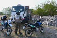 Detectan camión arrojando basura en los márgenes del Arenales