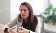 Alexandra Lúgaro responde a rumores tras publicación en redes sociales