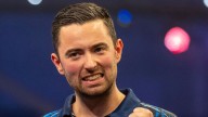 World Grand Prix darts: Luke Humphries and Gary Anderson book quarter-final spots as Stephen Bunting crashes out in Leicester