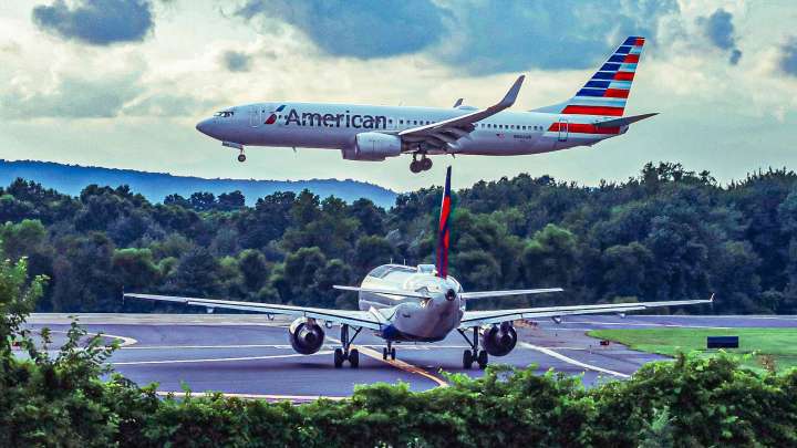 Government Shutdown Impacts US Aviation With Delays & Safety Concerns