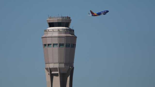 Flight delays worsen as shutdown strains FAA and TSA
