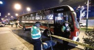 Fiscalía investiga a sospechoso del ataque a balazos a chofer de bus en San Juan de Lurigancho La policía atrapó a un sospechoso del ataque a a balazos a un chofer de transporte público de la empresa 