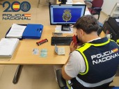 Cae una red que vendía documentación falsa de contratos en el campo a extranjeros para regularizarlos
