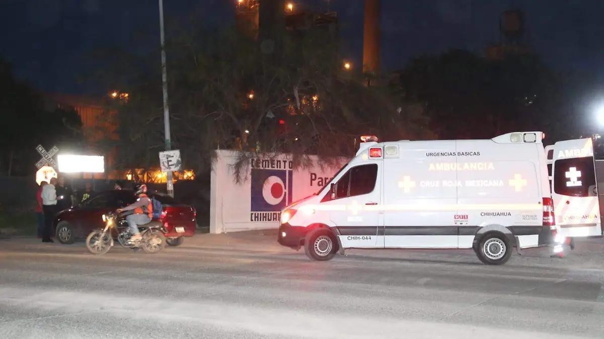 Fuerte choque entre conductores de plataforma deja dos pasajeros lesionados en la Juan Escutia