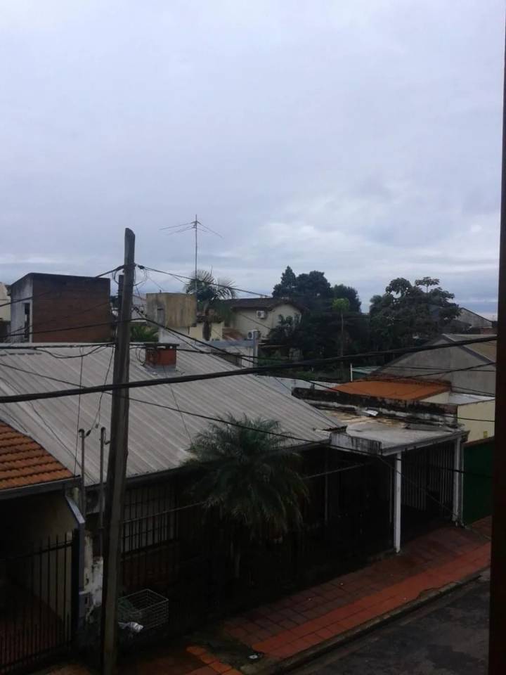 Emiten alerta amarilla por tormentas este martes