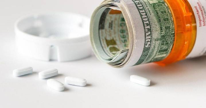 U.S. Family Health Insurance Hits $27,000 Per Year as Costs Soar