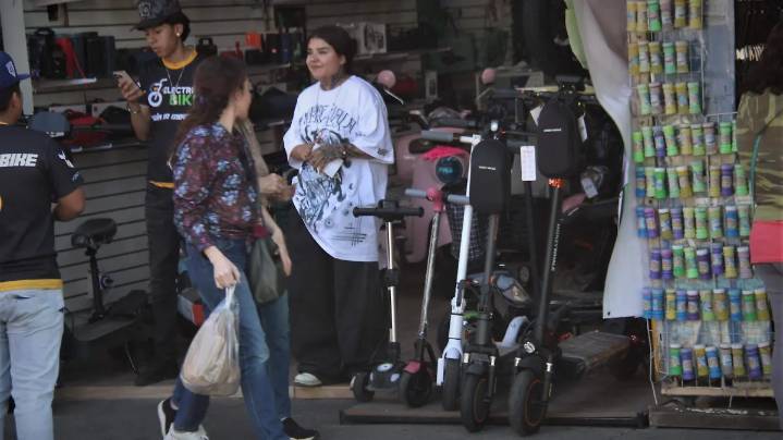 ¿Usas scooter o moto eléctrica? La nueva regulación llegará hasta febrero de 2026, pero ya preparan las reglas