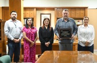 INE reconoce participación de 300 alumnos de UABC en elección judicial