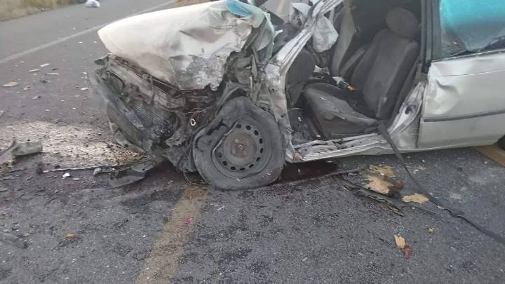 Choque en la Vía Corta a Chihuahua deja a un hombre grave y tres personas más lesionadas