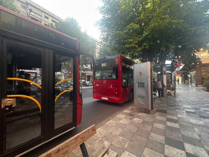 Estos son los cambios de paradas y recorridos en los autobuses urbanos de Cuenca para el 4 y 5 de octubre