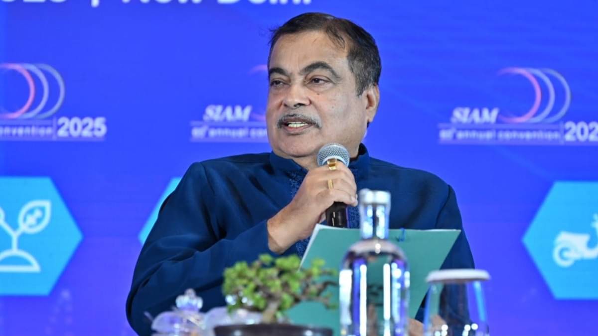Gadkari: Infra Must Be People-Centric, Focused on Comfort & Sustainable Republic Business
