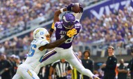 El récord perfecto de Carson Wentz en peligro: ¿Vencerán los Chargers a Vikings en Jueves Por La Noche?