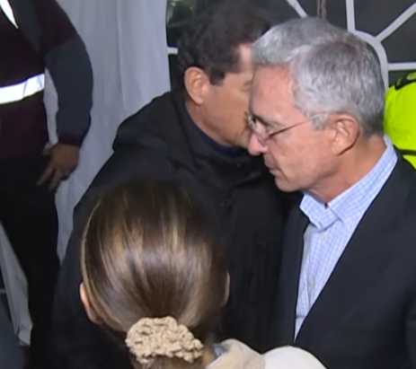 Tribunal de Bogotá toma decisión en caso Uribe y anunciará si ratifica condena o lo absuelve