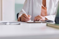 Una doctora venezolana en Alemania sorprende al revelar el asombroso salario de los médicos en esa nación