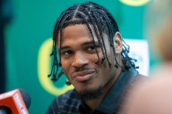 Oregon running back Makhi Hughes asks to redshirt