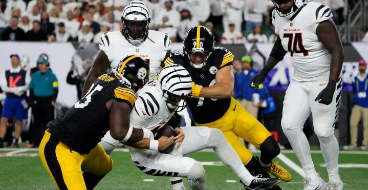 Saturday Night Open Thread: The answer to everything is 4