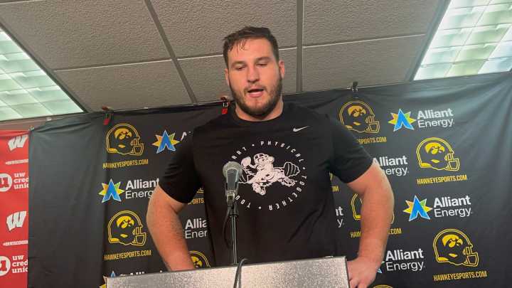 A tremendous night at Wisconsin for Beau Stephens, Iowa offensive line