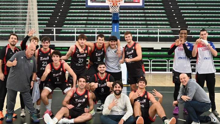 El San Antonio sigue líder invicto tras superar en el derbi al Sagrado