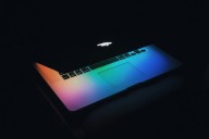 Apple está resistiendo el impulso de los PC con IA porque los PC con IA han provocado una absoluta indiferencia