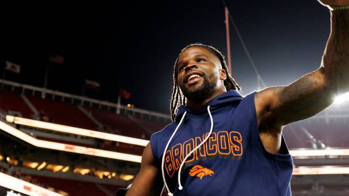 Dre Greenlaw, suspendido un juego sin pago por amenazar a un árbitro