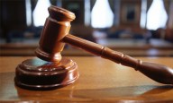 Acusan en ausencia a joven por crimen en Salinas