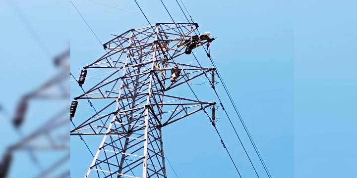 Restablecen línea de transmisión en Monagas