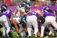 Vikings use unusual defensive alignment to try to defend Eagles' tush push
