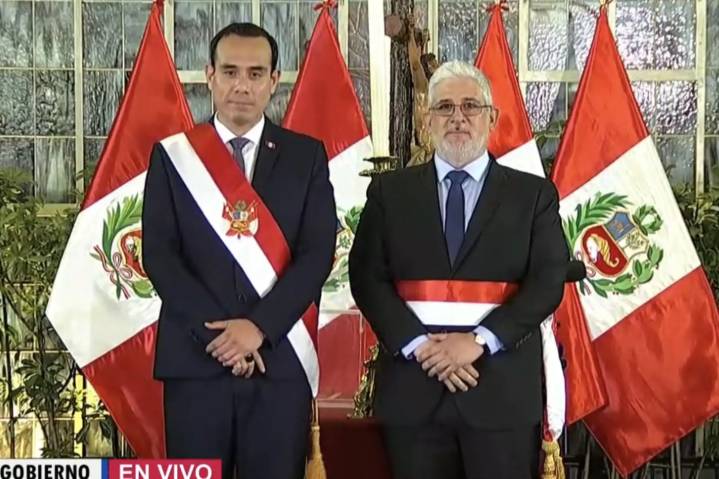 Alfredo Luna Briceño jura como ministro de Cultura