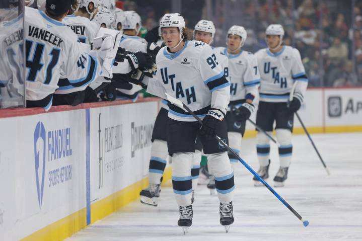 Cooley, Schmaltz each score twice as Mammoth stay hot with 6-2 win over Wild – Winnipeg Free Press