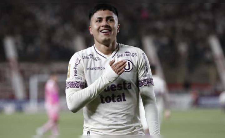 Universitario derrotó 3-0 a Juan Pablo II y le sacó ocho puntos de ventaja a Cusco FC a falta de seis jornadas
