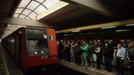 ¿Qué pasó en la Línea 3 del Metro? Tragedia paraliza marcha de trenes en plena hora pico