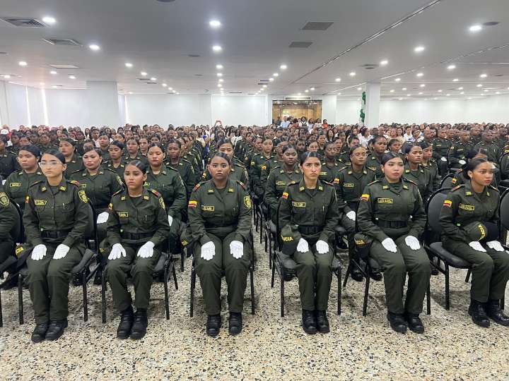 283 Auxiliares Bachilleres ingresaron a la Policía Metropolitana de Cartagena