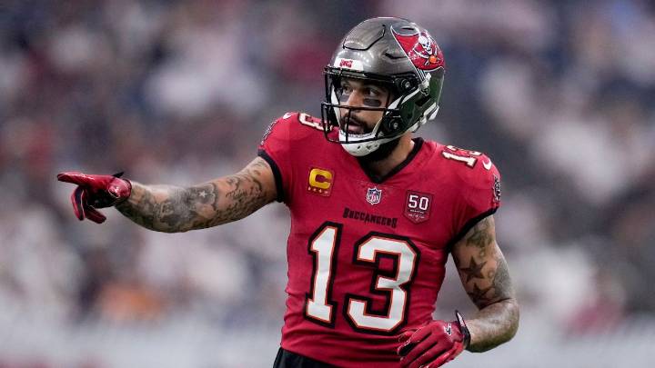 Buccaneers WR Mike Evans exits vs. Lions due to concussion