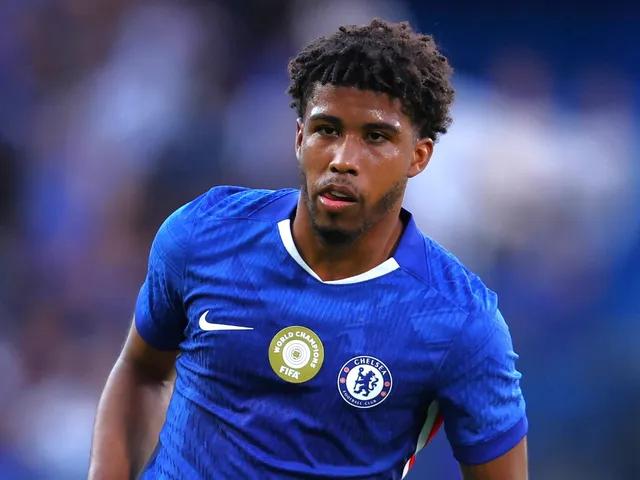 Premier League giants 'plotting' swoop for Chelsea midfielder Santos in 2026