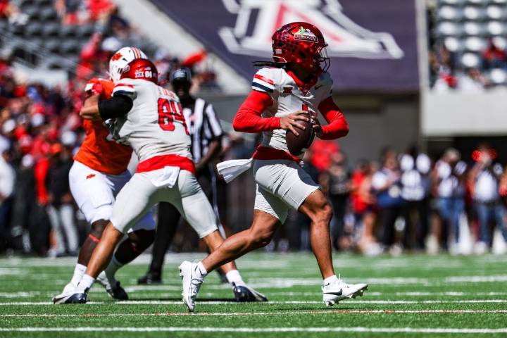Deadspin | Noah Fifita has day for the record books in Arizona win over Oklahoma State