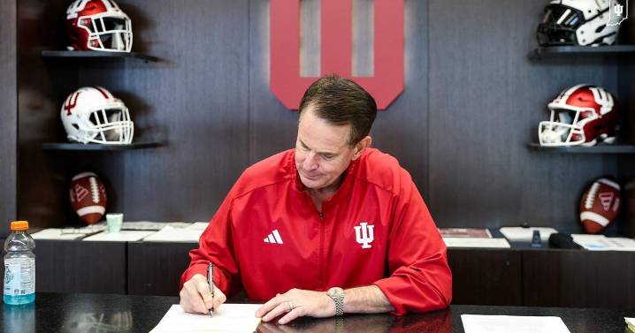 Indiana extends Cignetti through 2033, making him one of college football's highest