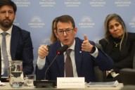 Debate del presupuesto. Guberman insistió en que no están los recursos para financiar las leyes que aprobó el Congreso