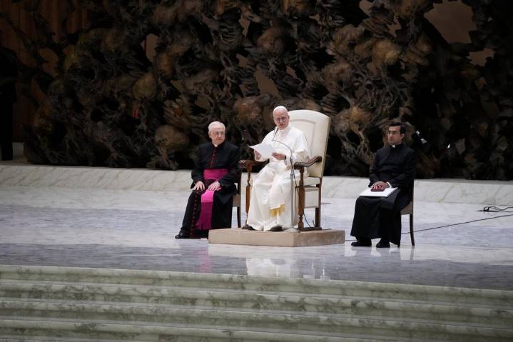 Pope reaffirms dialogue with Jews as he marks 60th anniversary of a key document