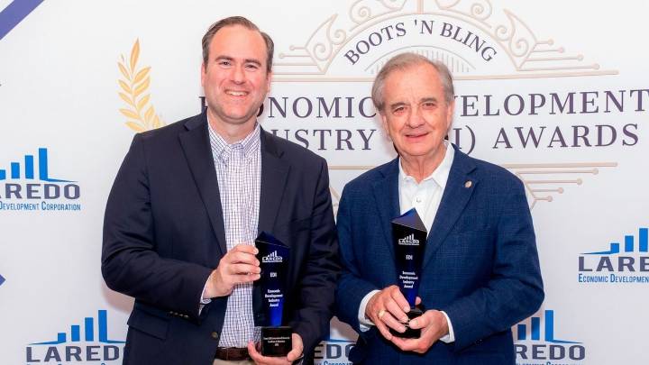 Realizan entrega de los Premios de la Industria de Desarrollo Económico en Laredo