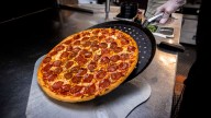 If Dave Portnoy likes your pizza, prepare for lines