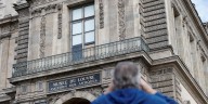 Francisco de la Fuente, exdirector de seguridad del Museo Thyssen, sobre el robo en el Louvre: “Siete minutos es una eternidad. Da tiempo a detenerlos”