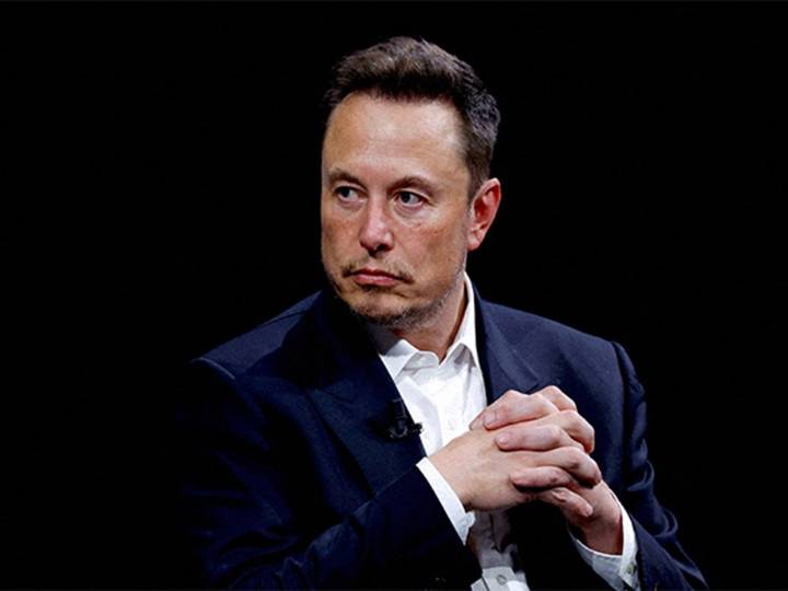 Elon Musk's Billion-Dollar Bet: The Risks and Rewards of Tesla's Ambitious Pay Package