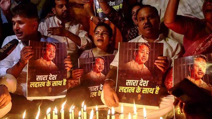 Consider supplying detention grounds to Sonam Wangchuk’s wife: SC tells Centre