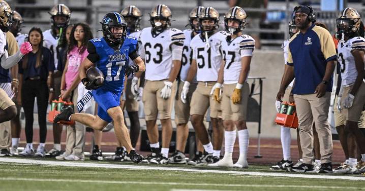 PHOTOS: Hebron remains in thick of playoff hunt with win over Little Elm